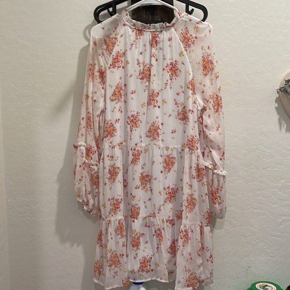 Vince Camuto White and Pink Floral Long Sleeve Dress - Picture 5 of 5